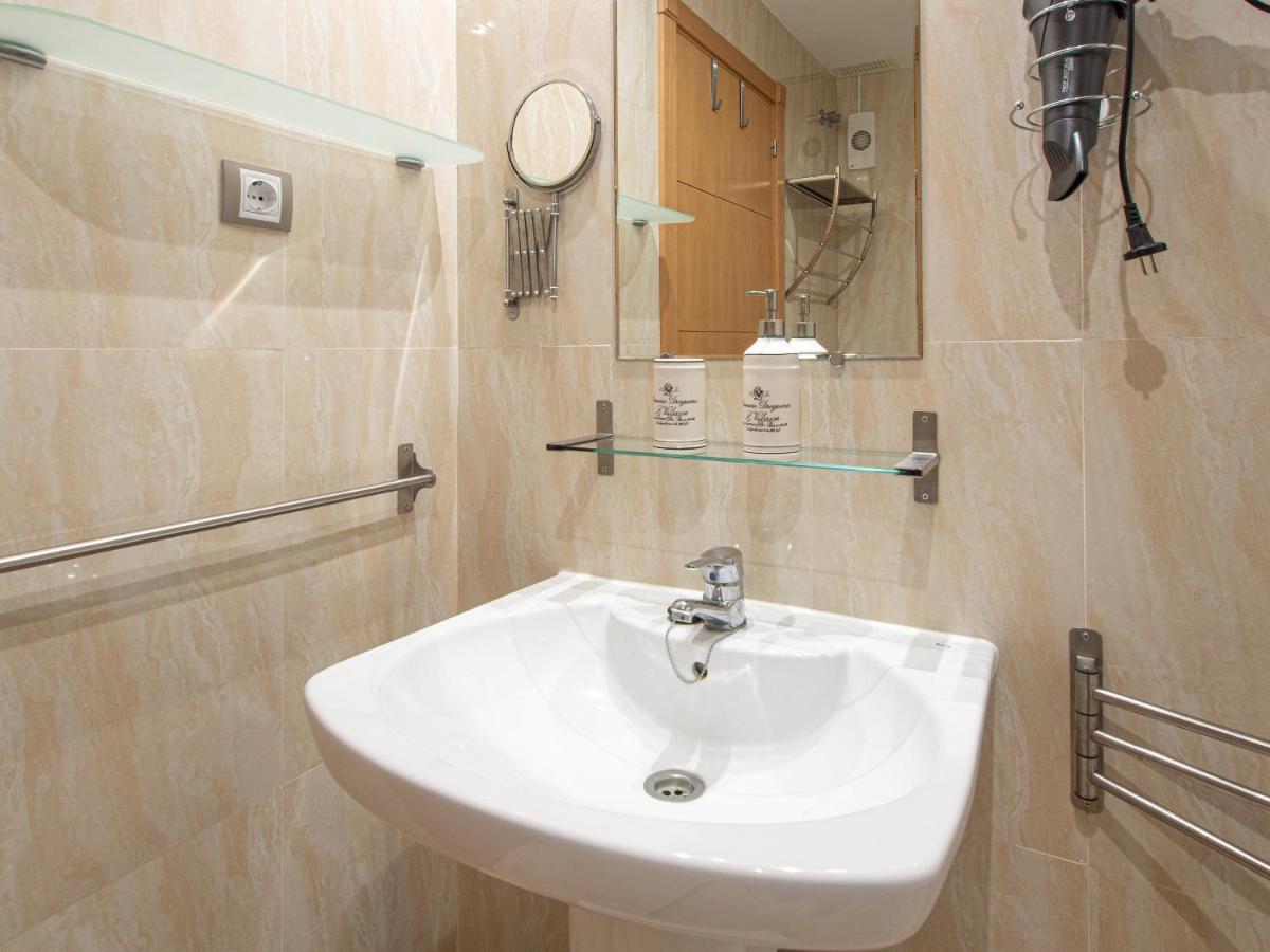 2091- Apt Close From All Amenities Манилва Экстерьер фото